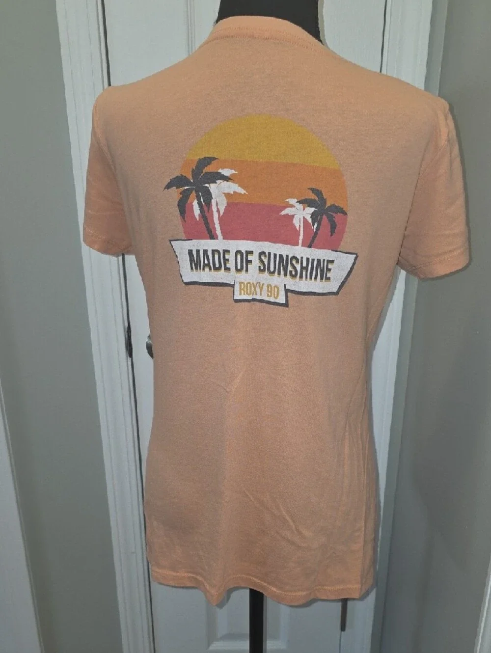 Roxy Peach Short Sleeve V-Neck Tee with Palm Accent - Picture 5 of 6